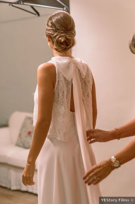 ¡Enamórate de este vestido de novia con lazo! 😍 1