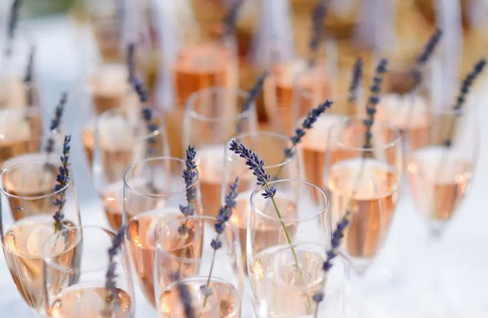 Del 1 al 5, ¿cómo de importante es para vosotros que se sirva alcohol? 2