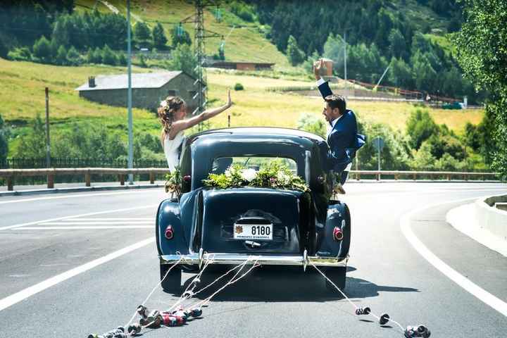 5 ideas originales para decorar el coche de boda 🚘 - 4