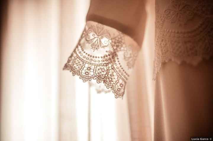 ¿Qué te parecen las mangas de este vestido? - 1
