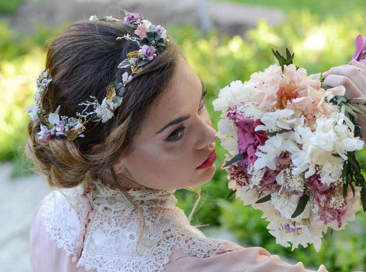 Pide un deseo: ¡Elige tu corona de flores! - 1