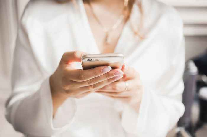 Antes de salir con tu media naranja, ¿echaste un vistazo a sus redes sociales? 😏 - 1