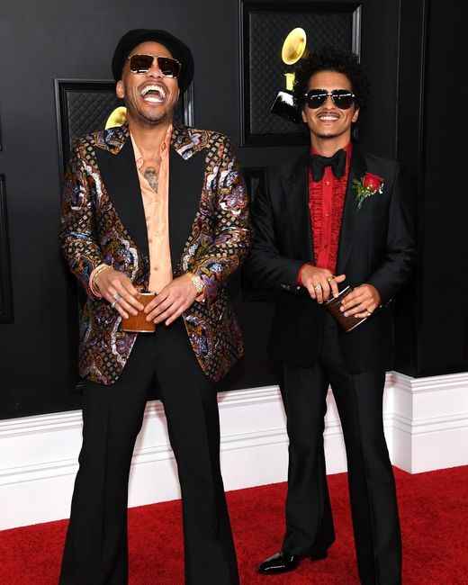 ¿Quieres conocer los mejores looks de los premios Grammy 2021? ¡Haz clic aquí! 👇 - 6