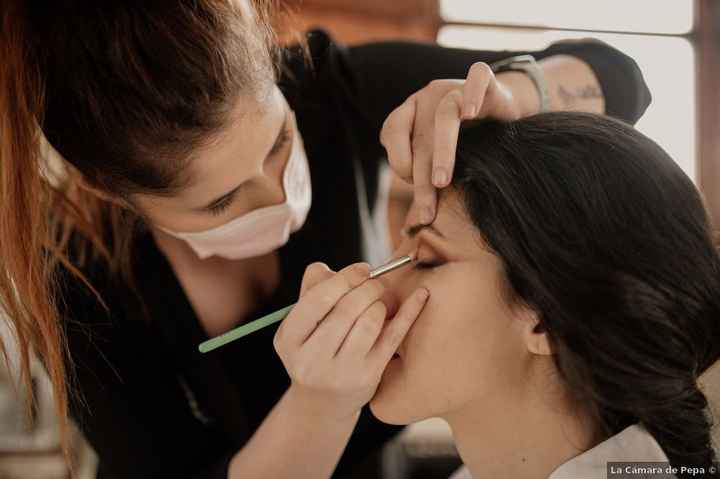 ¿Qué prefieres?¿Delineador o sombra de ojos? 🤔 - 1