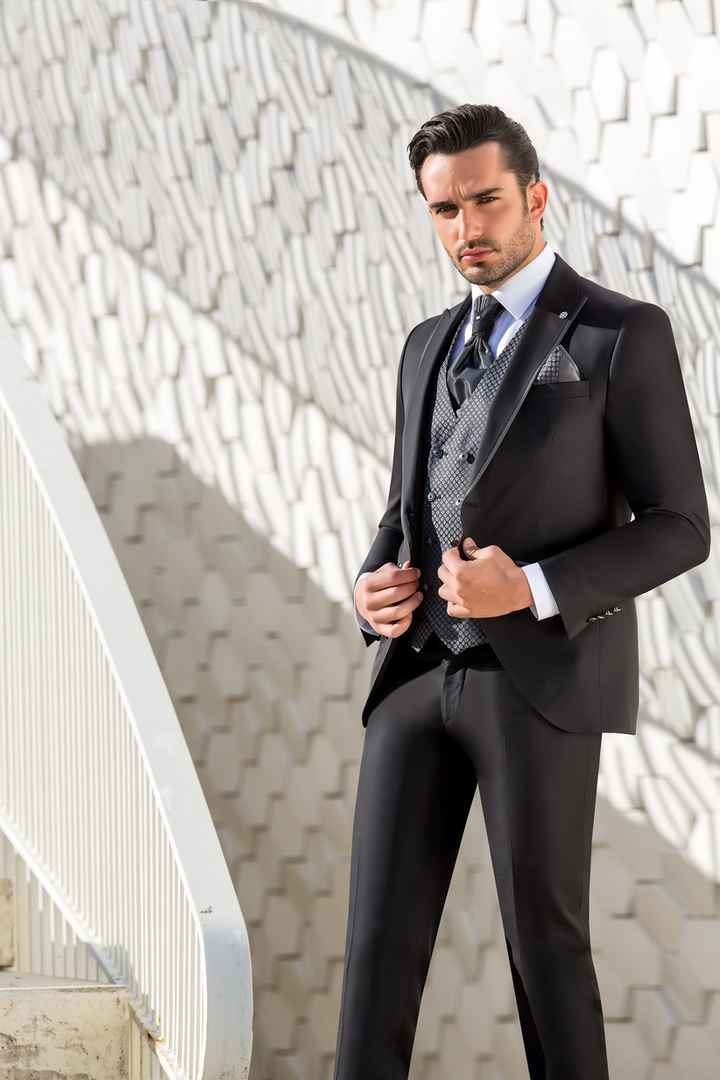 Trajes de novio 2021: ¡6 propuestas infalibles! - 1