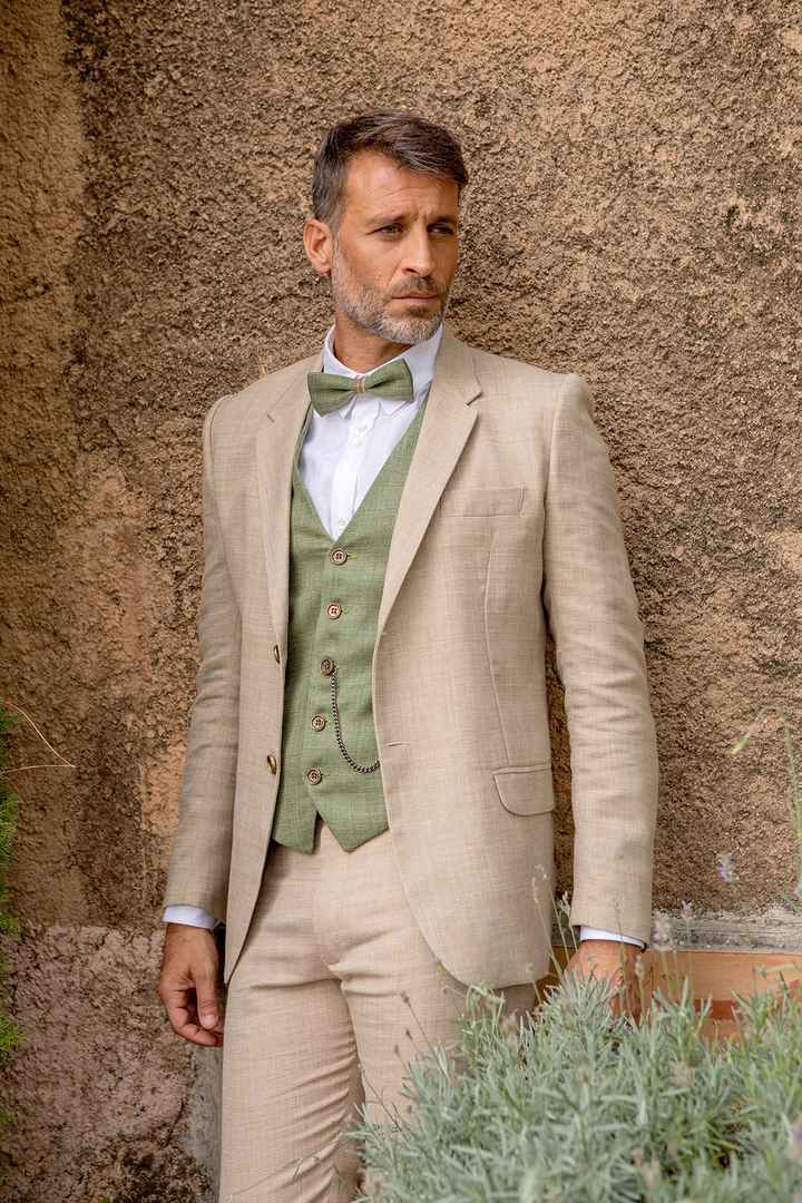 Trajes de novio 2021: ¡6 propuestas infalibles! - 4