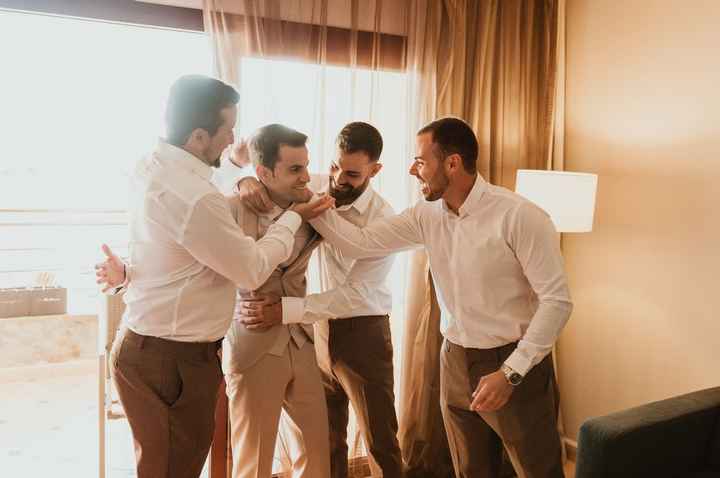 ¿Qué fue primero hablar con tu familia o con la de tu pareja? - 1