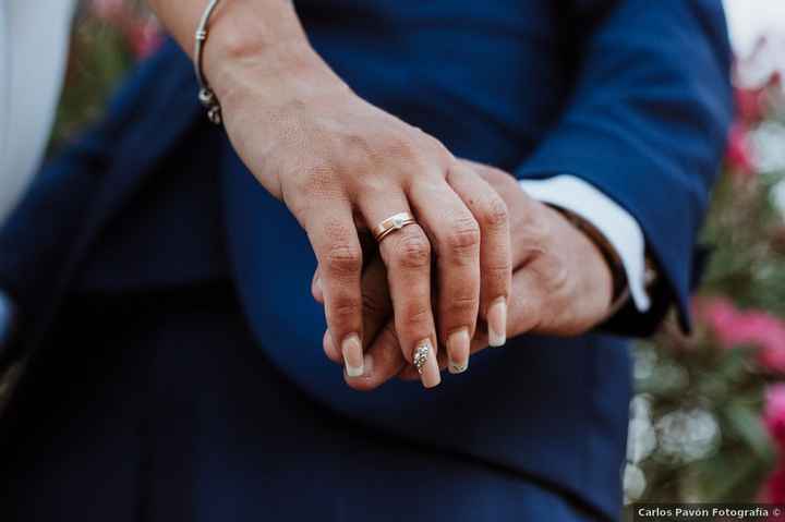 La manicura: ¿clara u oscura? - 1