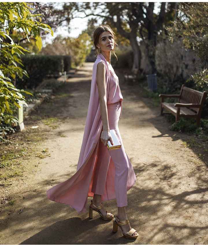 ¿Estás invitada a una boda? ¡No te pierdas estos looks en rosa! - 2