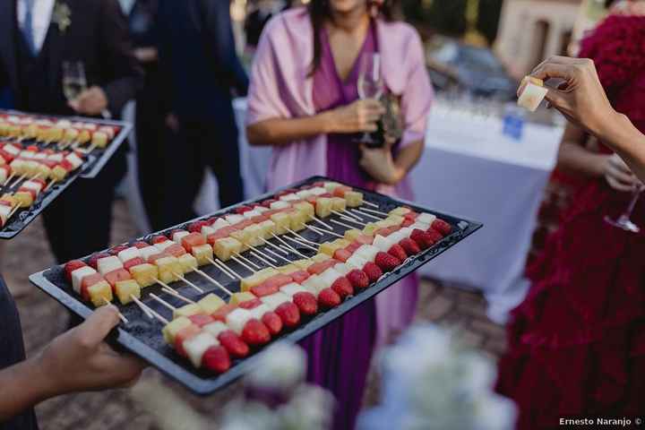 Brochetas de fruta en el aperitivo, ¡irresistibles! 🤤 - 1