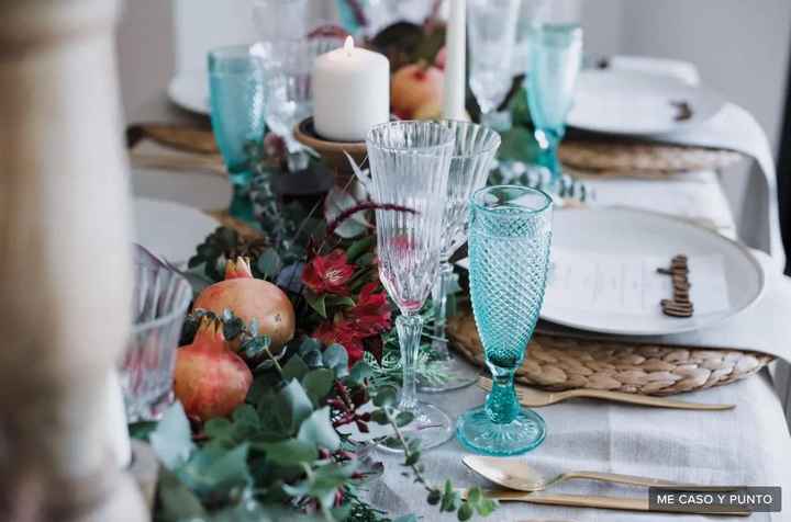 Copas de colores para el banquete de boda, ¿te gusta esta tendencia? - 1