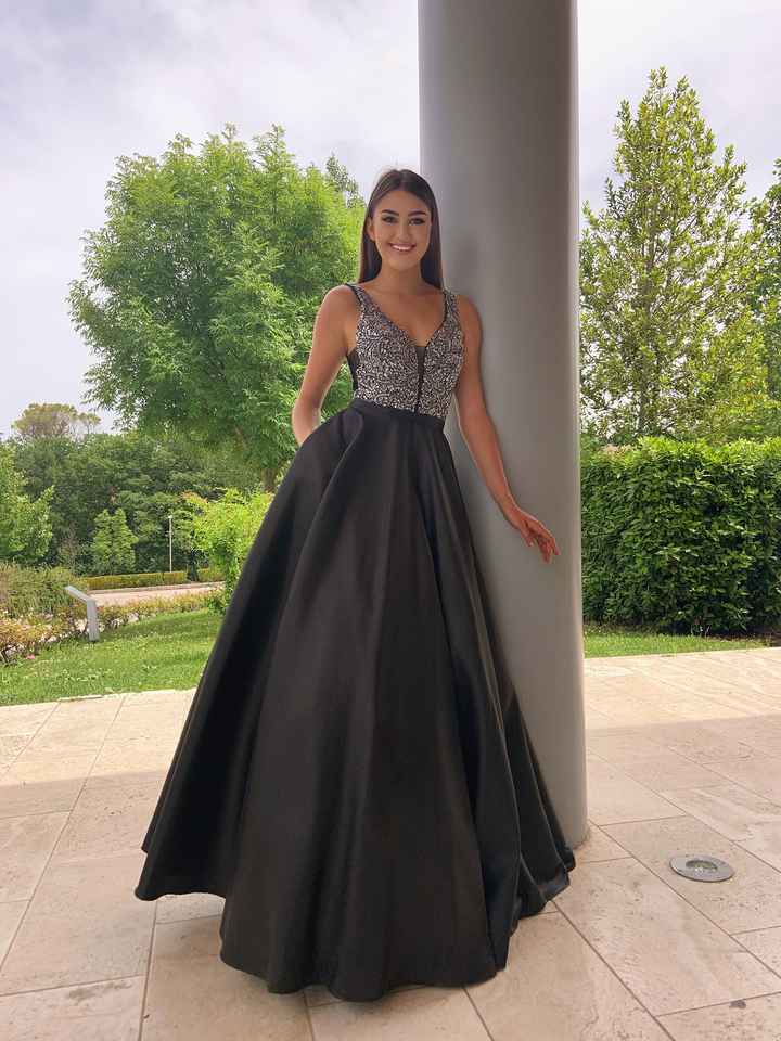 Vestidos de invitada negros, ¡derrocha elegancia! 👗 - 6