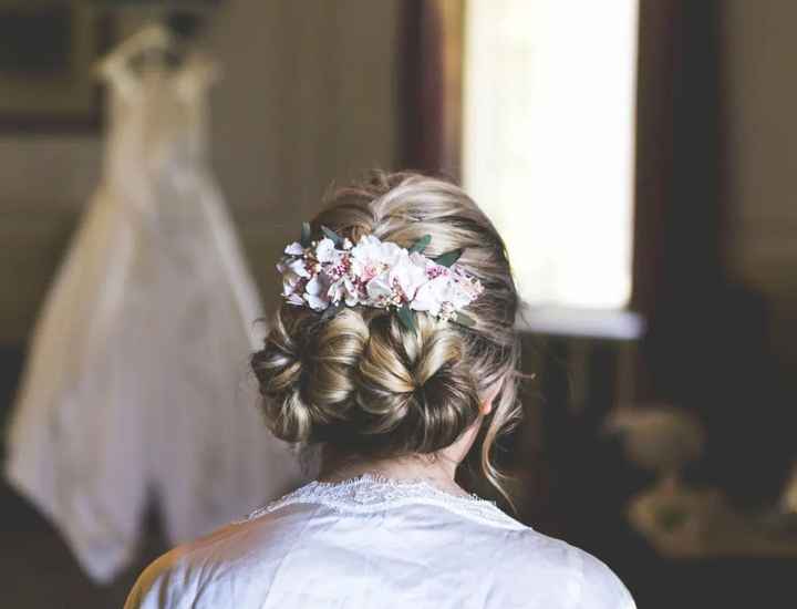 ¡Ideas de recogidos bajos para novias! - 2