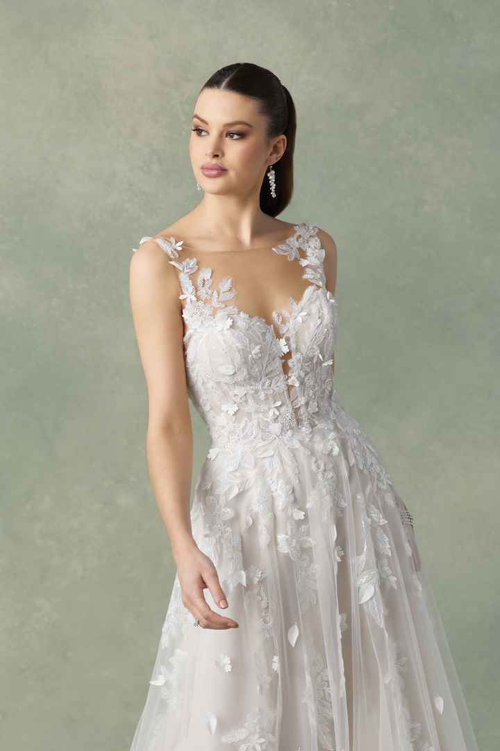 Vestidos de novia con flores, ¡la gran tendencia de 2023! - 3
