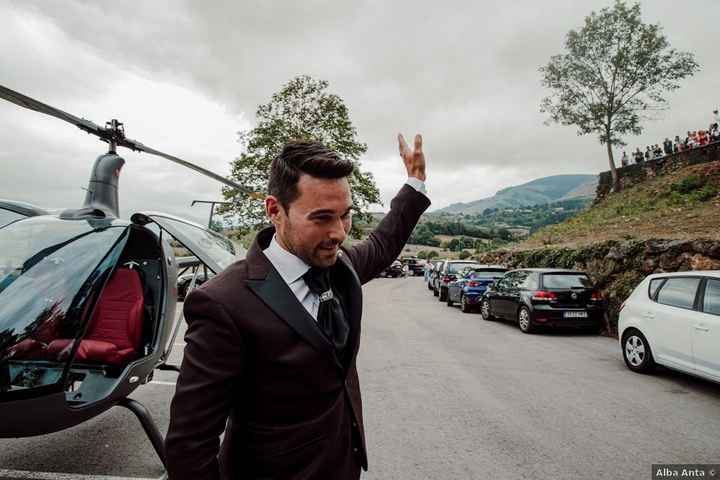 Entrada a la ceremonia en helicóptero, ¿te atreverías? 🚁 - 1