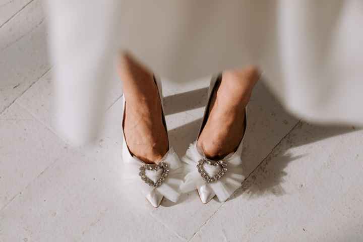 ¿Amor u odio por estos zapatos? 👠 - 1
