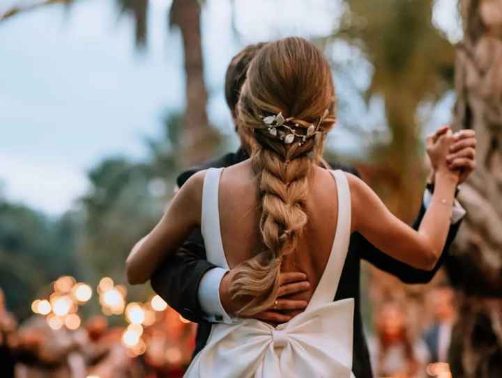 ¡4 recogidos con trenzas para no pasar calor el día de tu boda! - 1