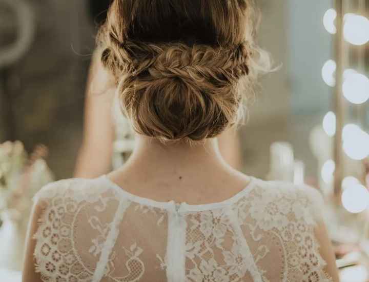 ¡4 recogidos con trenzas para no pasar calor el día de tu boda! - 4