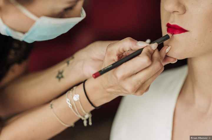 ¿Apostarás por un labial rojo el día B? 💄 - 1