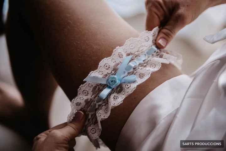 ¿Entregarás tu liga de novia en la boda? - 1