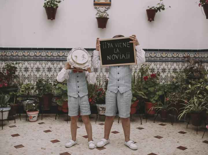 Carteles que anuncian la llegada de la novia, ¿los tendrás en tu boda? - 3