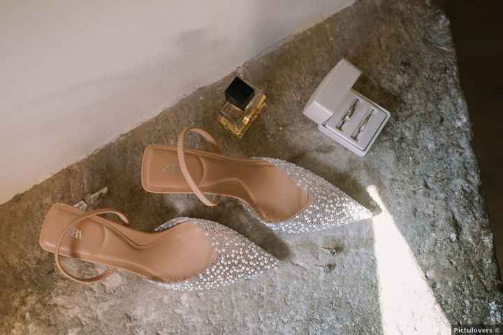 ¿Stilettos o zapatos de punta redonda? - 1
