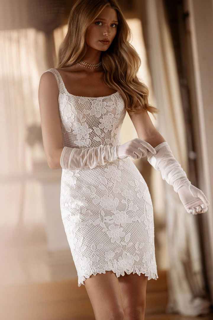 Vestidos de novia cortos, ¿con cuál te quedas? 👗 - 1