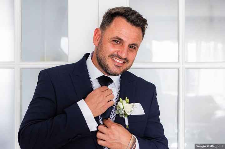 ¿El traje del novio será hecho a medida o comprado? - 1