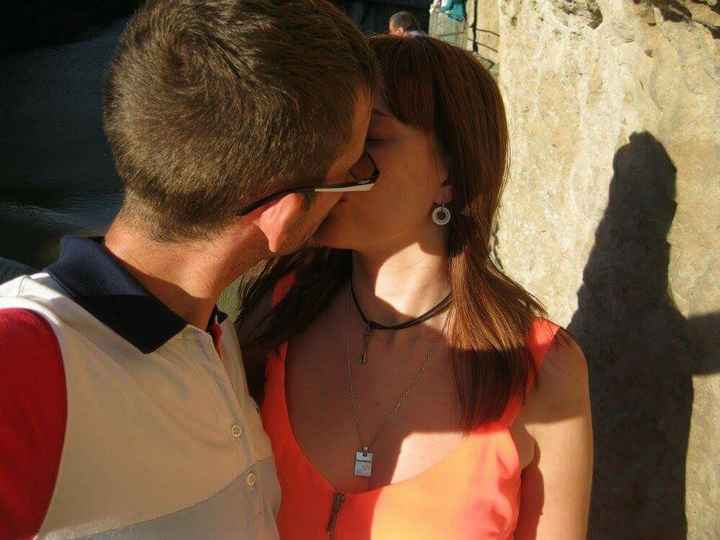 ¡Comparte la foto de tu beso de amor! - 1