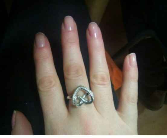 Mi anillo de prometida