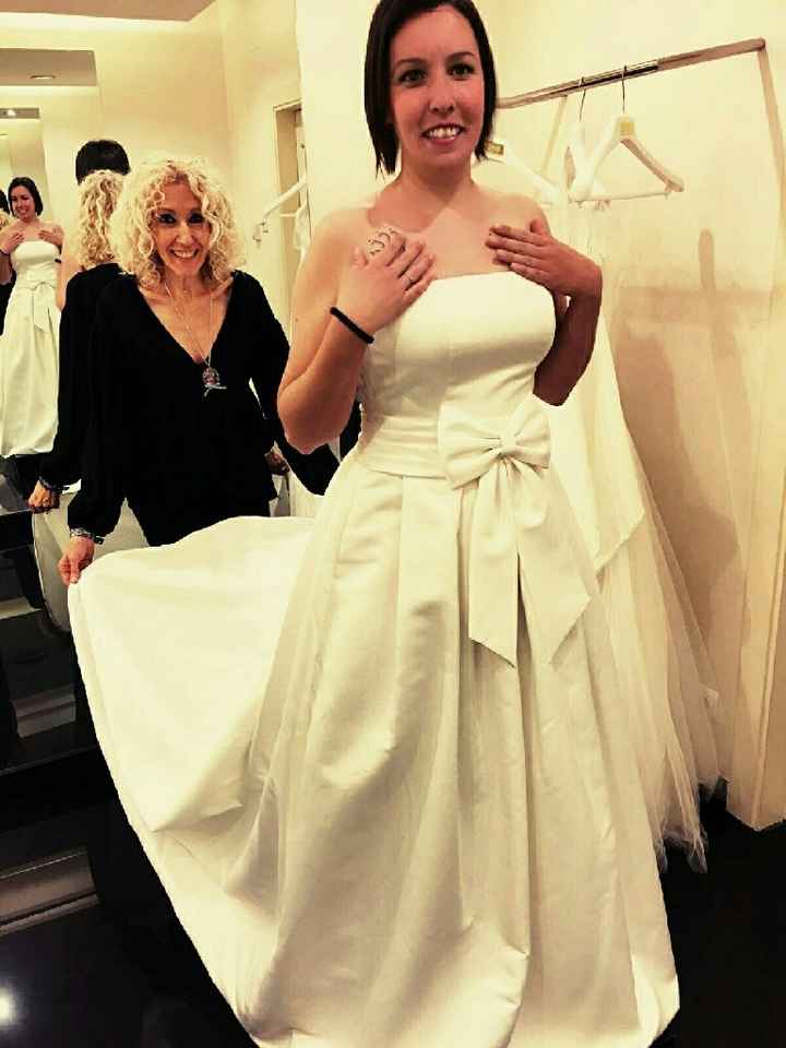 ¿Quién quieres que te acompañe a la prueba de vestido? - 2