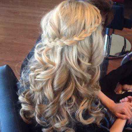 Trenza con pelo suelto....