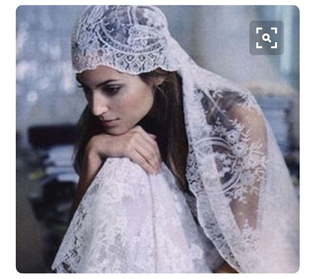 Mantilla - 2