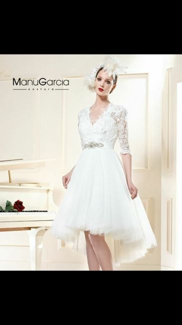 Manuel Garcia vestido novia corto