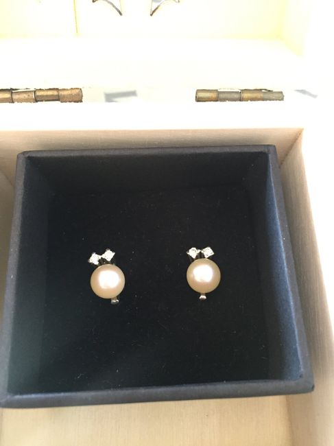 Pendientes ¿perlas, cristal o nácar? - 1