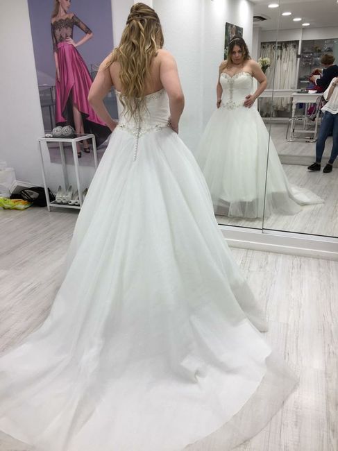¿me enseñais vuestros preciosos vestidos? - 3