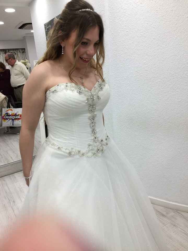 ¿me enseñais vuestros preciosos vestidos? - 2
