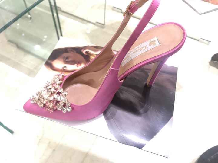 Los zapatos: ¿Cuál es tu color? - 1