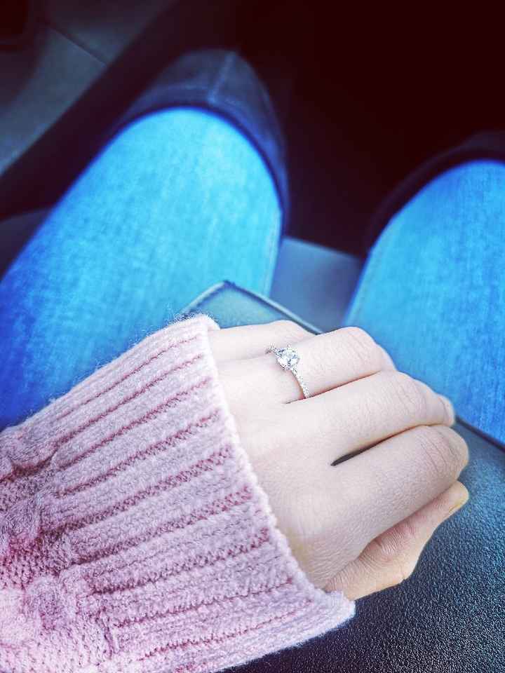 ¡Comparte una foto de tu anillo de pedida! 💍 - 1