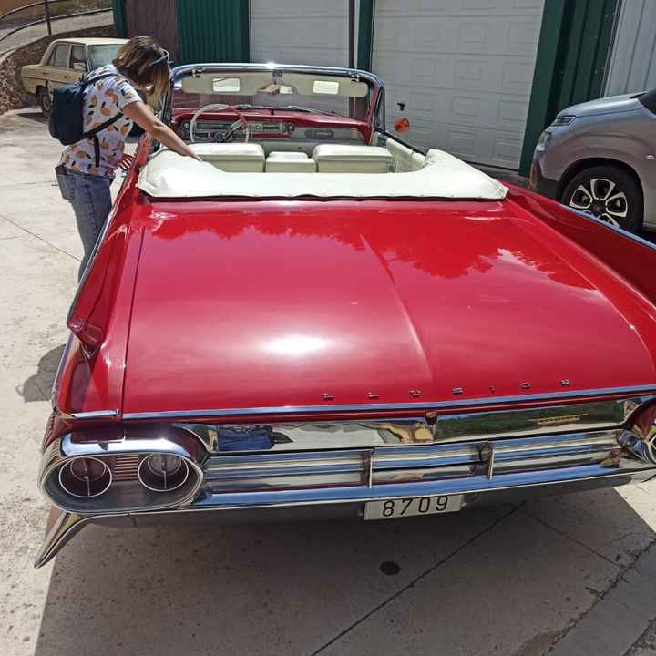 Este coche de boda clásico, ¿TOP o MEC? - 1