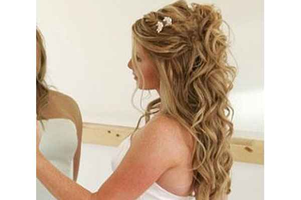 10 peinados de novia con cabello largo! ¿Con qué estilo te quedas? - 1