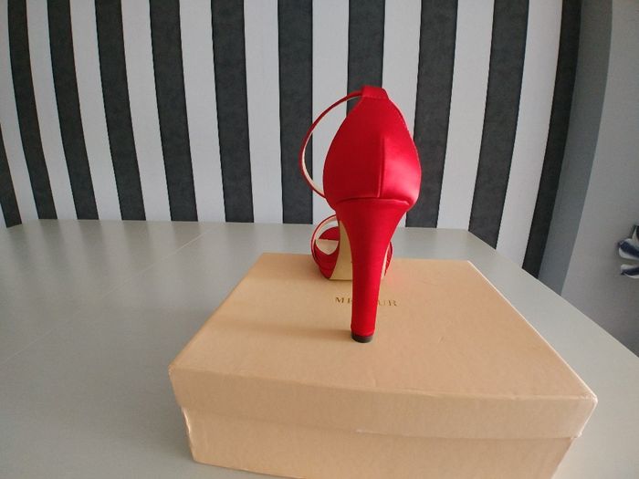 Mis zapatos sin saber que.... - 2