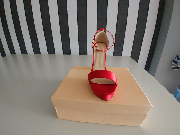 Mis zapatos sin saber que.... - 3
