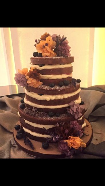 Indecisa con el pastel de boda - 1