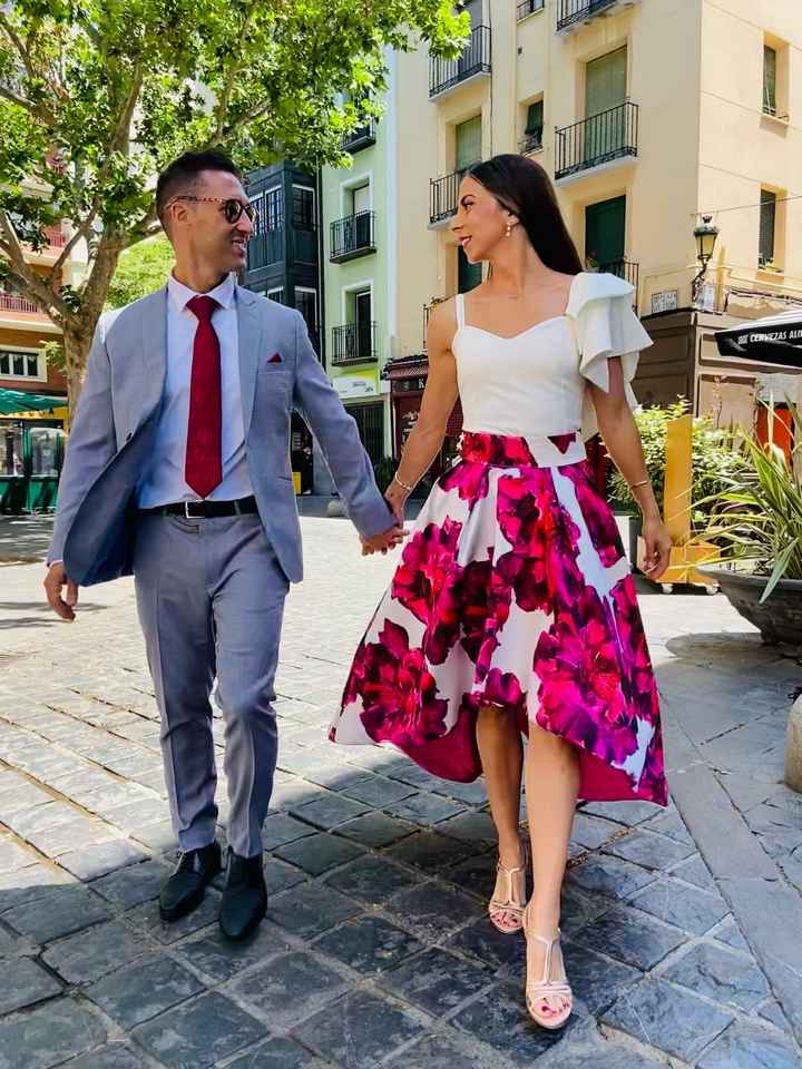¿Nos compartes un look tuyo como invitada? 📸 - 1