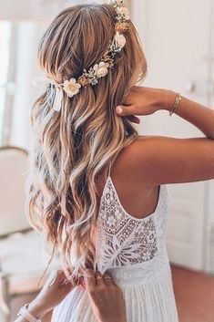 Pelo suelto con diadema - 4