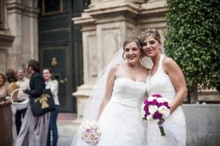 El reencuentro esta vez vestidas de novia