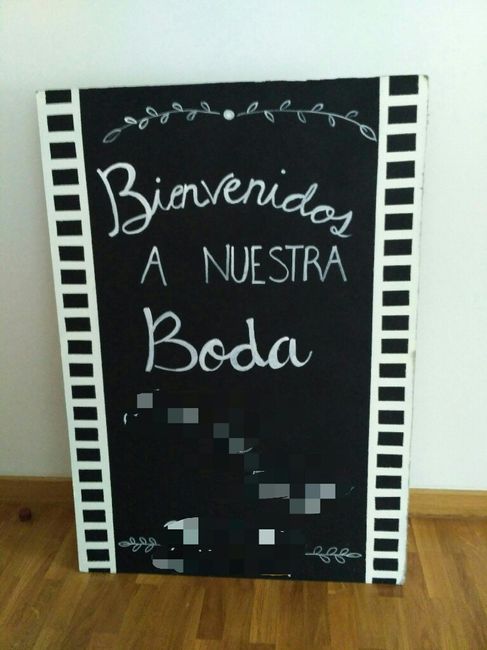 Cartel bienvenida y atrezzo - 2