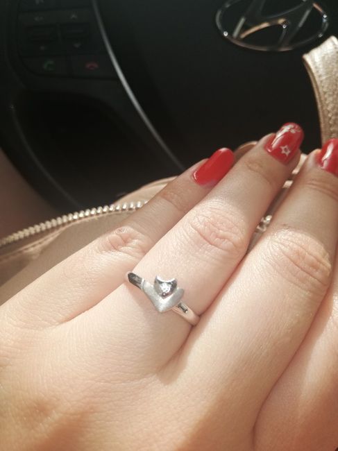 ¡Comparte una foto de tu anillo de pedida! 💍 13