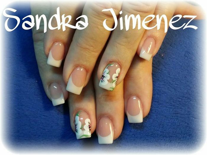Nuestra manicura el día b!! - 1
